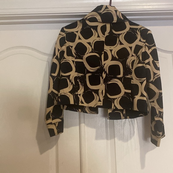 Grace Elements Cropped Black and Tan Jacket Sz 4 - Picture 4 of 5